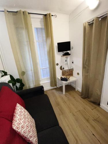 Élégant Studio Paris 16e Trocadéro Quais de Seine