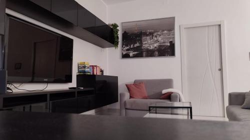 Appartamento Linate - Centro 15 min, Moderno Elegante, Wi-Fi