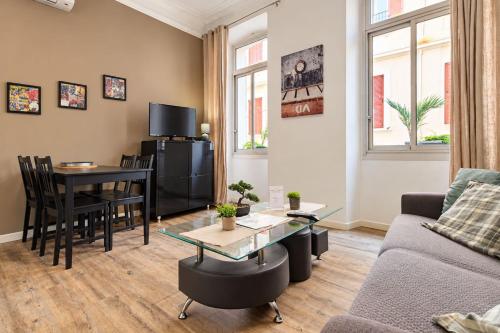 1-bedroom apt just 5 minutes away from the Congress Center and the beaches