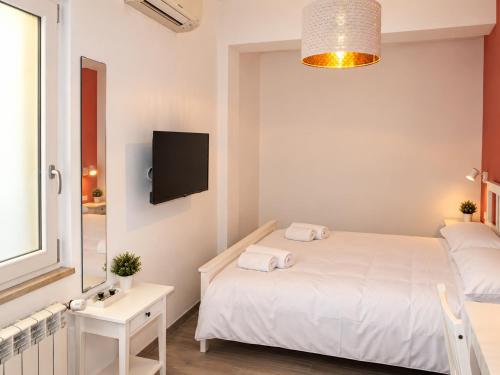 Roman Sunrise Rooms