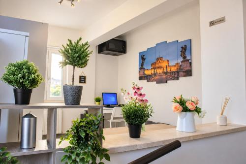 Roman Sunrise Rooms