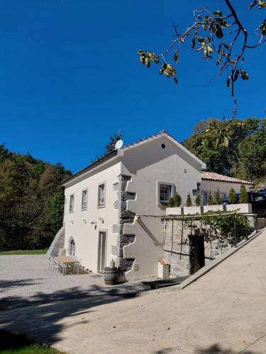 Villa Stancija Kavali stone house, Zvoneća-Opatija