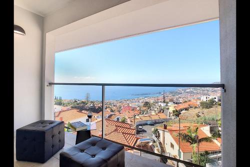 Villa Moniz - Jacuzzi Sea view by LovelyStay