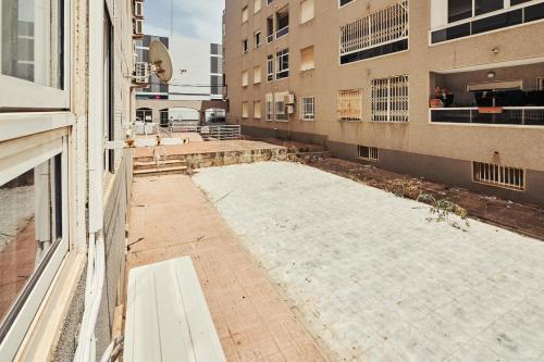 153 La Paz Center Alicante-Holiday