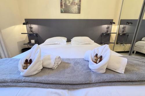Beautiful 2-bedroom apartment - near the Palais and the beaches