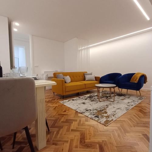 Porto Luxury Downtown Apartment & Garage