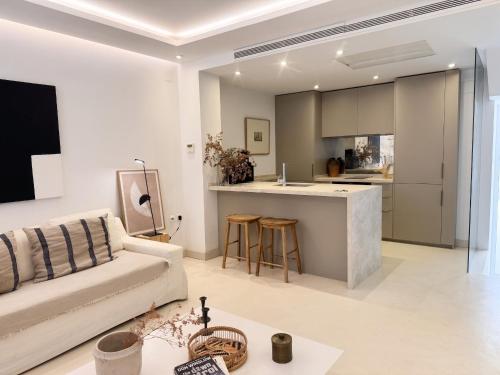 San Nicolas Luxury Home with prívate terrace
