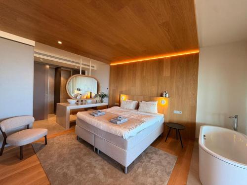 Higuerón South Residences - Brinkman