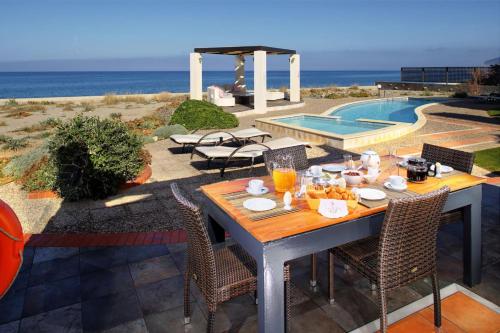 Beachfront villa Aqua Marine with private pool,ping-pong & BBQ