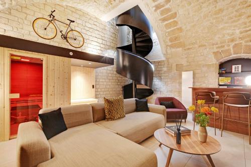 Lavie Maison Private Cinema and Sauna in Le Marais