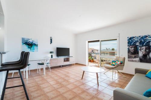 Casa da Galé | Meia Praia, Balcony & AC
