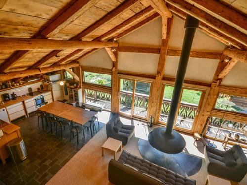 Chalet moderne 10 pers près des pistes avec parking et WIFI