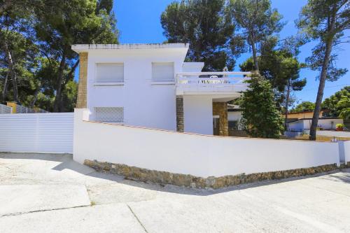 CODOLAR Family House
