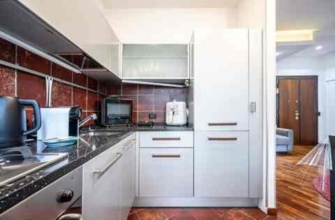 Metro Libia Boutique Stay Rome
