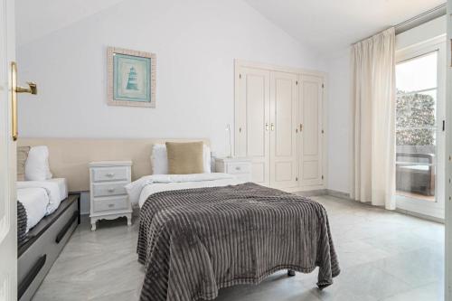 Sam65I Central 2 Bed Penthouse In Nueva Andalucia