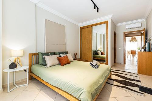Ocean Pearl Apartment
