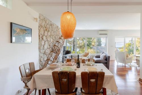 Novi Escape 2 Beachfront 4 Star Apartment