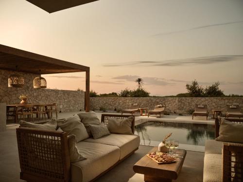 Mayamor Villas
