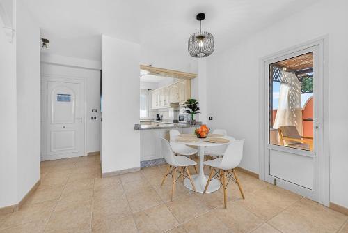 Heated Pool & Ocean Views Los Cristianos