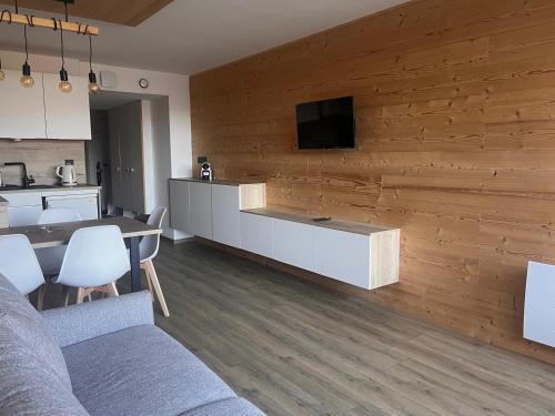 Studio 5 pers, skis aux pieds, proche commerces - FR-1-411-331