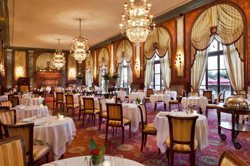 Photo de la galerie de l'établissement Hôtel Barrière Le Royal Deauville, à Deauville