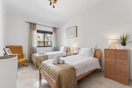 Casa Oliveira 31 | Central Lagos Apartment