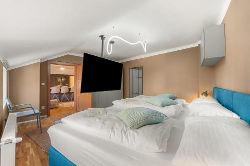 Hideaway 28
