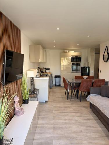 Cocon plein sud avec Clim & WiFi La Grande-Motte