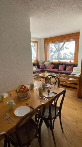 L'Arc-en-Ciel-1 Appartement sur les hauteurs du Mottaret avec accès aux pistes