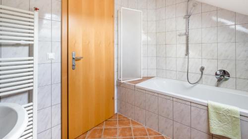 Kúpeľňa v ubytovaní Landhaus Riedl
