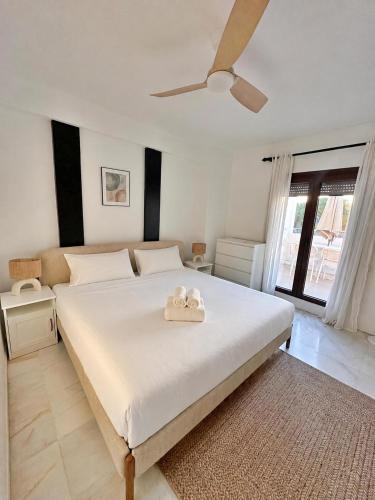 VM30 Puerto Banús Penthouse min stay 63 nights