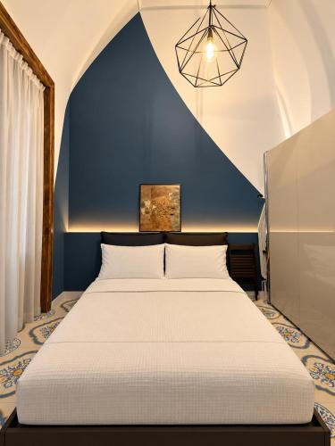 Toledo Maiolica House