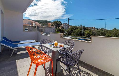 Amazing Apartment In Cavtat With Swimming Pool