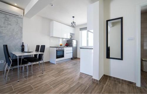 Amazing Apartment In Cavtat With Swimming Pool