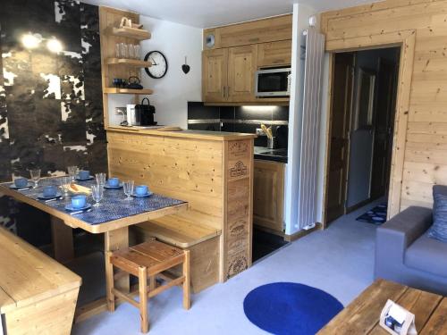 Residence Grand Dou A - Bel appartement cosy pour 4 personnes à l'entrée de Méribel Mottaret MAE-3321