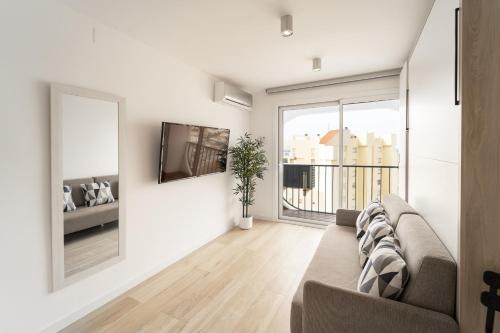 WELCS ESTUDIO 486 EMP cerca del mar