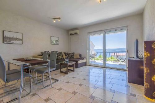 One-Bedroom Apartment in Crikvenica 48