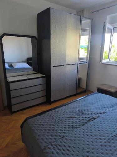 Apartment in Novi Vinodolski 15333