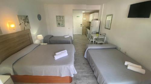Sunny Apartment at Benal Beach Resort 4 Pools, Water Slides Steps from Beach