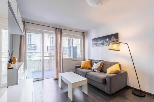 Nice apartment with balcony - Center Cannes 1BR 4p