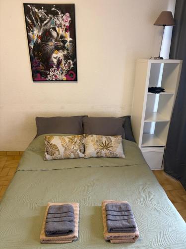 Cozy studio with a sunny balcony, close to the beach
