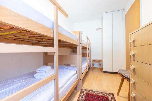 Schuerli Apartment - Aare Jungfrau AG