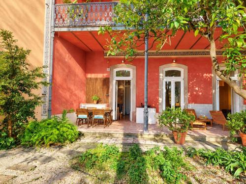Lisbon Hideaway with private sunny Garden