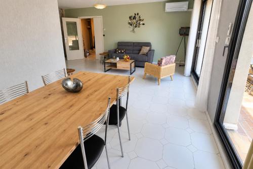 CLIM - 1 ch 1 sdb - Terrasse & Parking privé