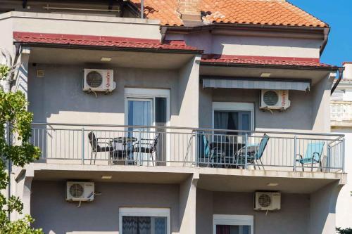 House and Apt. in Dramalj 54577