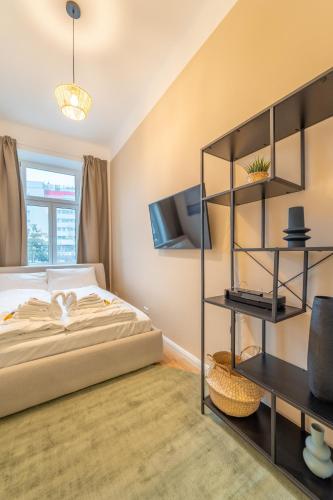 josef's home I Studio Mini I Metro Access