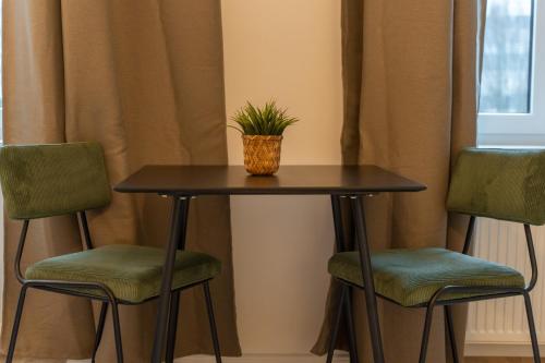 josef's home I Comfort Studio I Metro Access