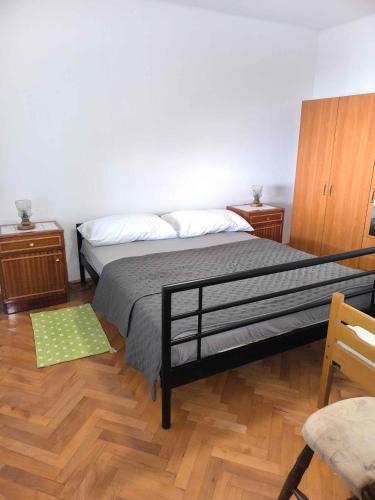 Apartment in Novi Vinodolski 15344