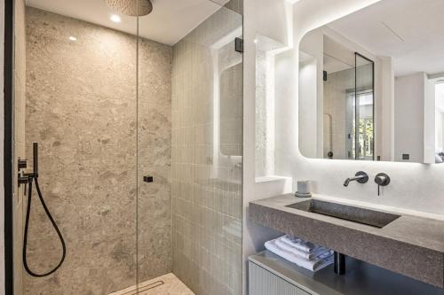 FRGK Appartement luxe vue mer Cap dAntibes