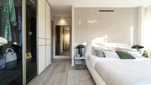 FRGK Appartement luxe vue mer Cap dAntibes